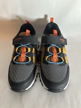 NIB Dockers Multicolor Women’s Sneakers Adjustable Straps Size EU 36 US 5.5.